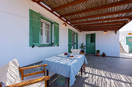 Maison à louer Mosca à Sifnos - Véranda spacieuse